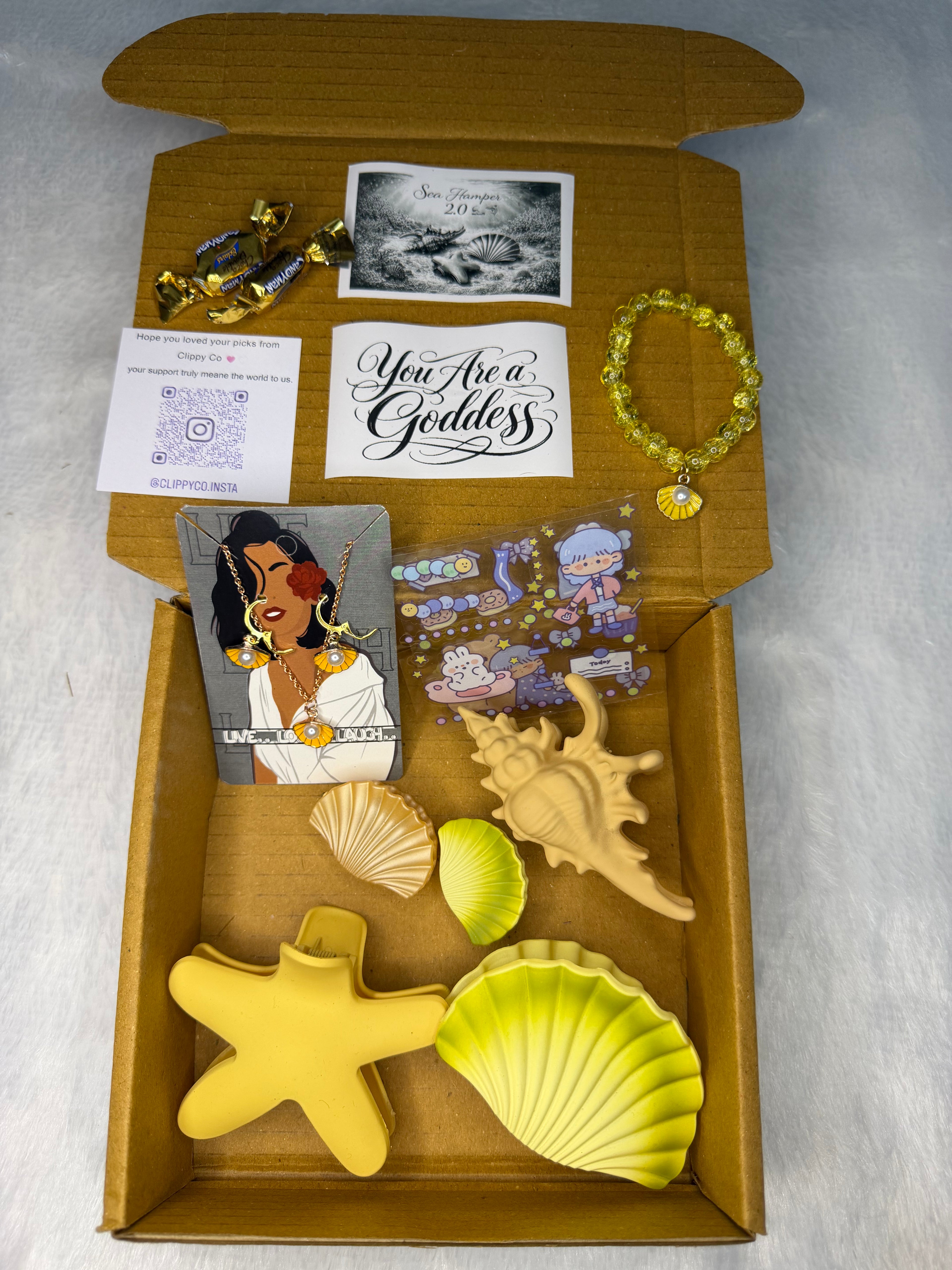 Eternal Ocean Goddess 2.0 - Golden Sands 💛