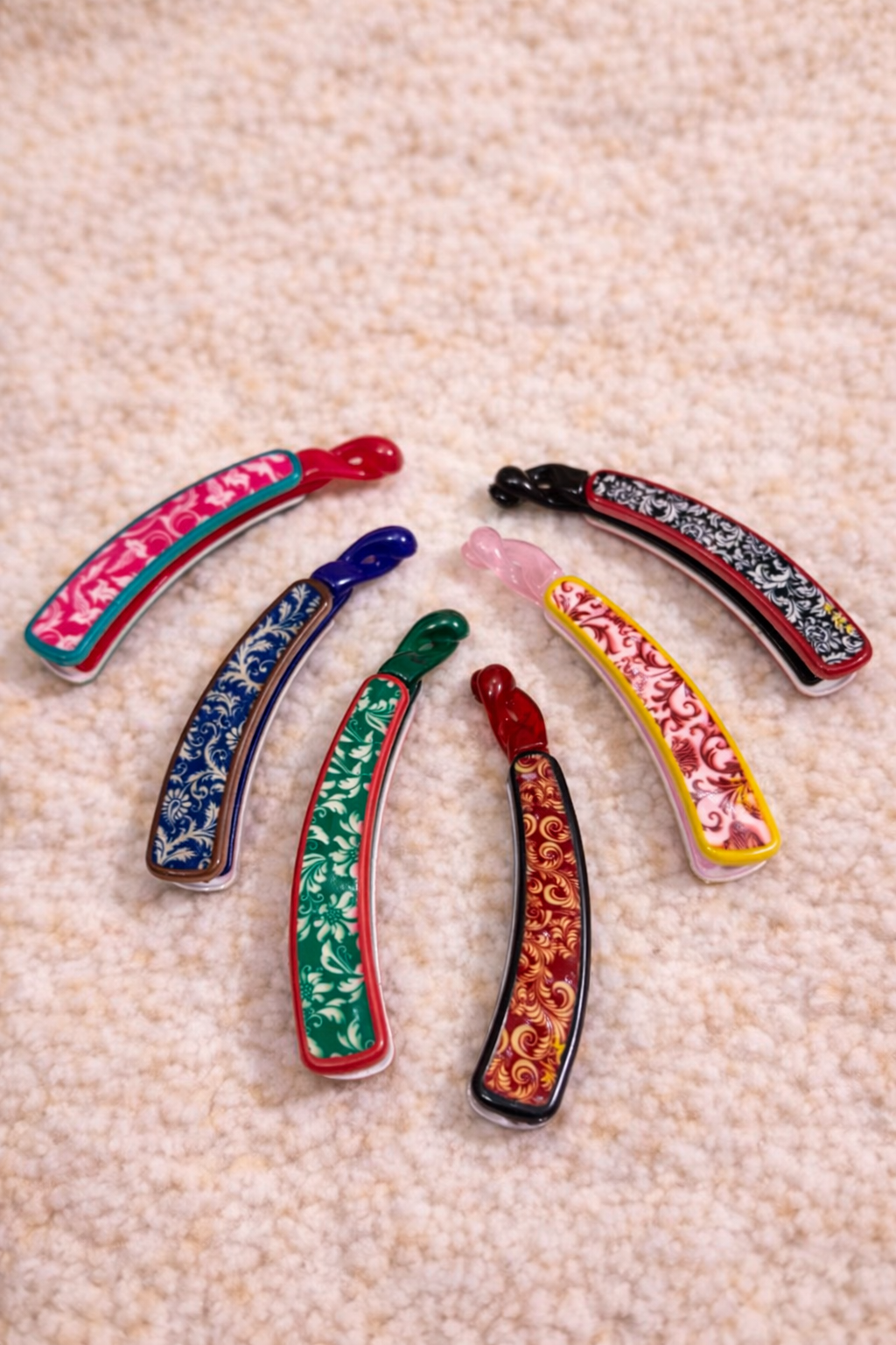 Banana Clip Patterned - Large