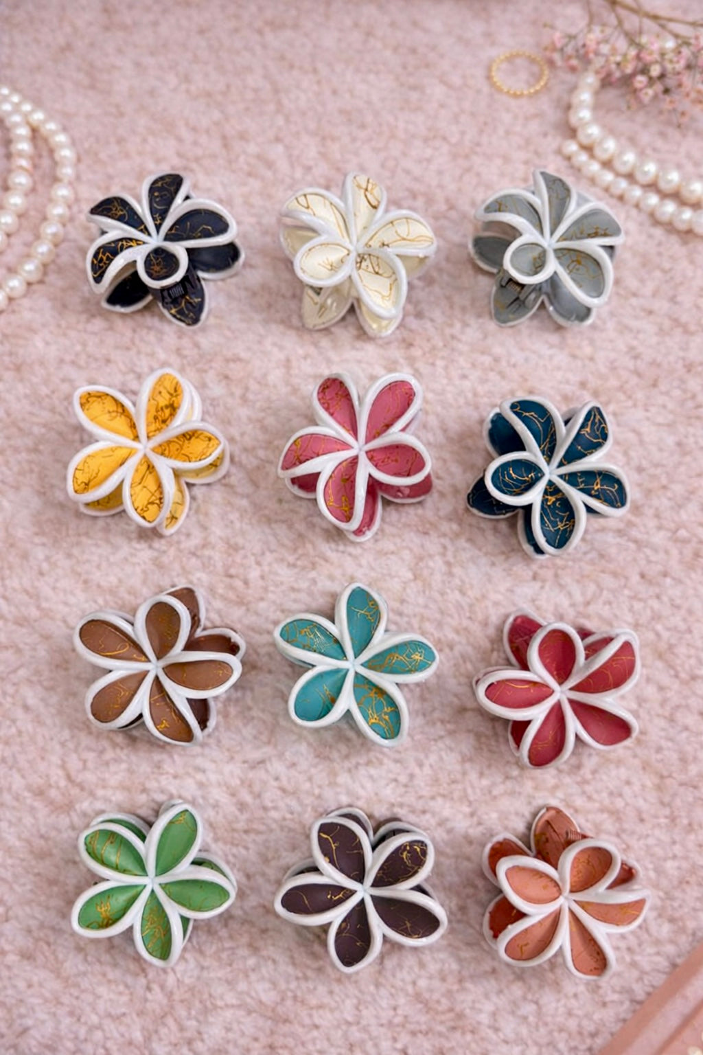 Unique Patterned Pastel Floral Claws