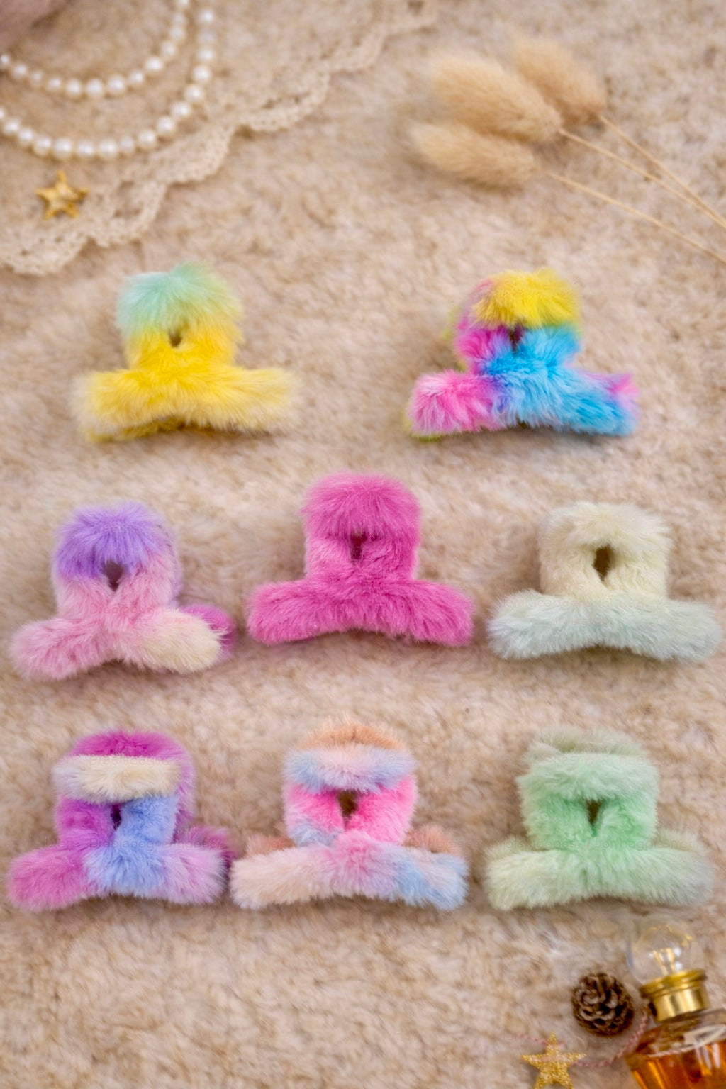 Unique Soft and Furry Multicolor Claws