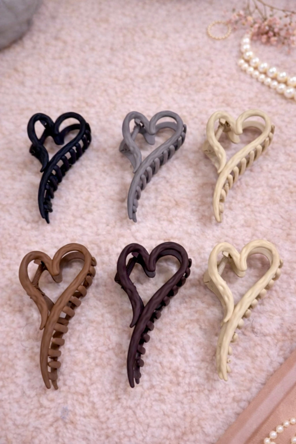 Trending Heart Style Claws - Nude Shades - Large