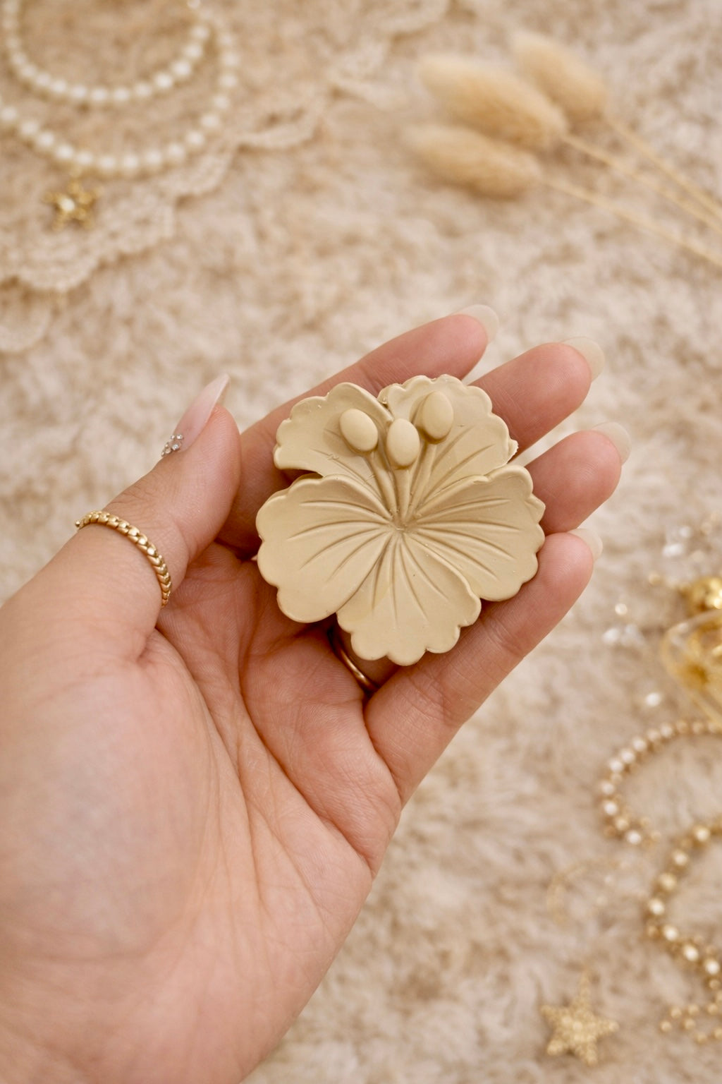 Latest Hibiscus Floral Claws - Nude Shades