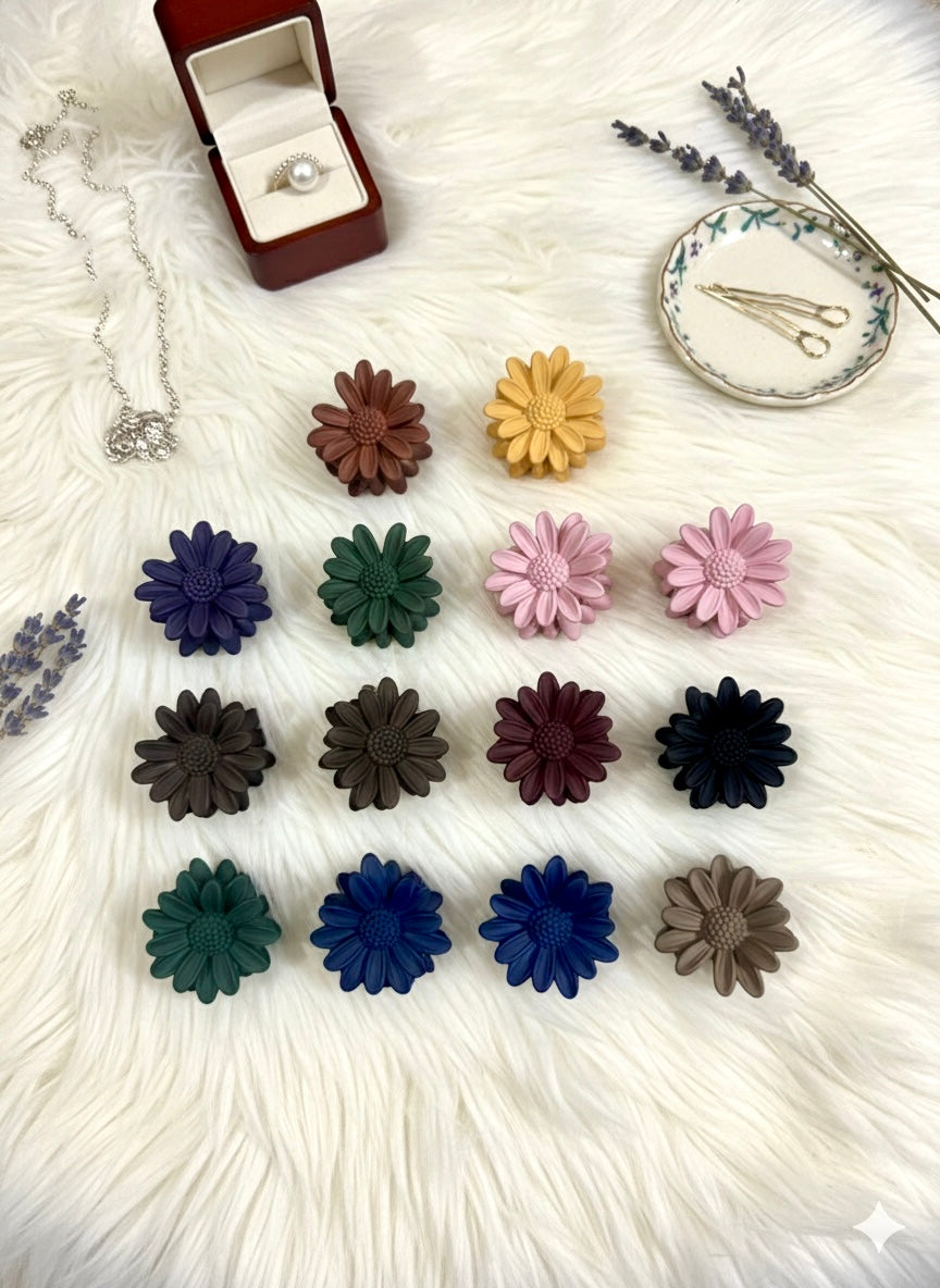 Trending Pastel Sunflower Claws